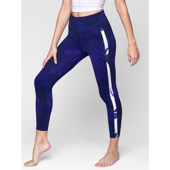 Athleta Pants - Athleta Reef Salutation 7/8 Tight
